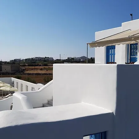 Petroto Abodes Agia Anna (Naxos)