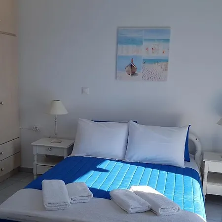 Petroto Abodes * Agia Anna (Naxos)