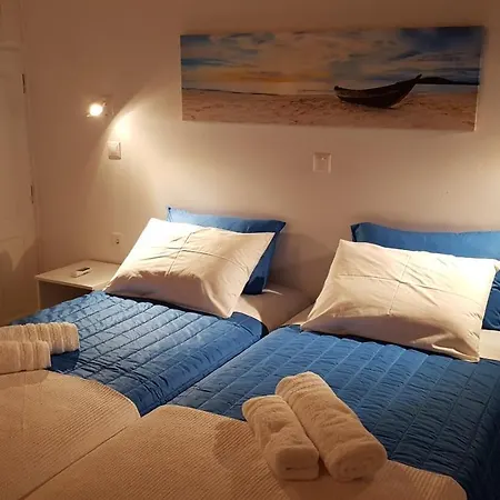 Apartment Petroto Abodes *